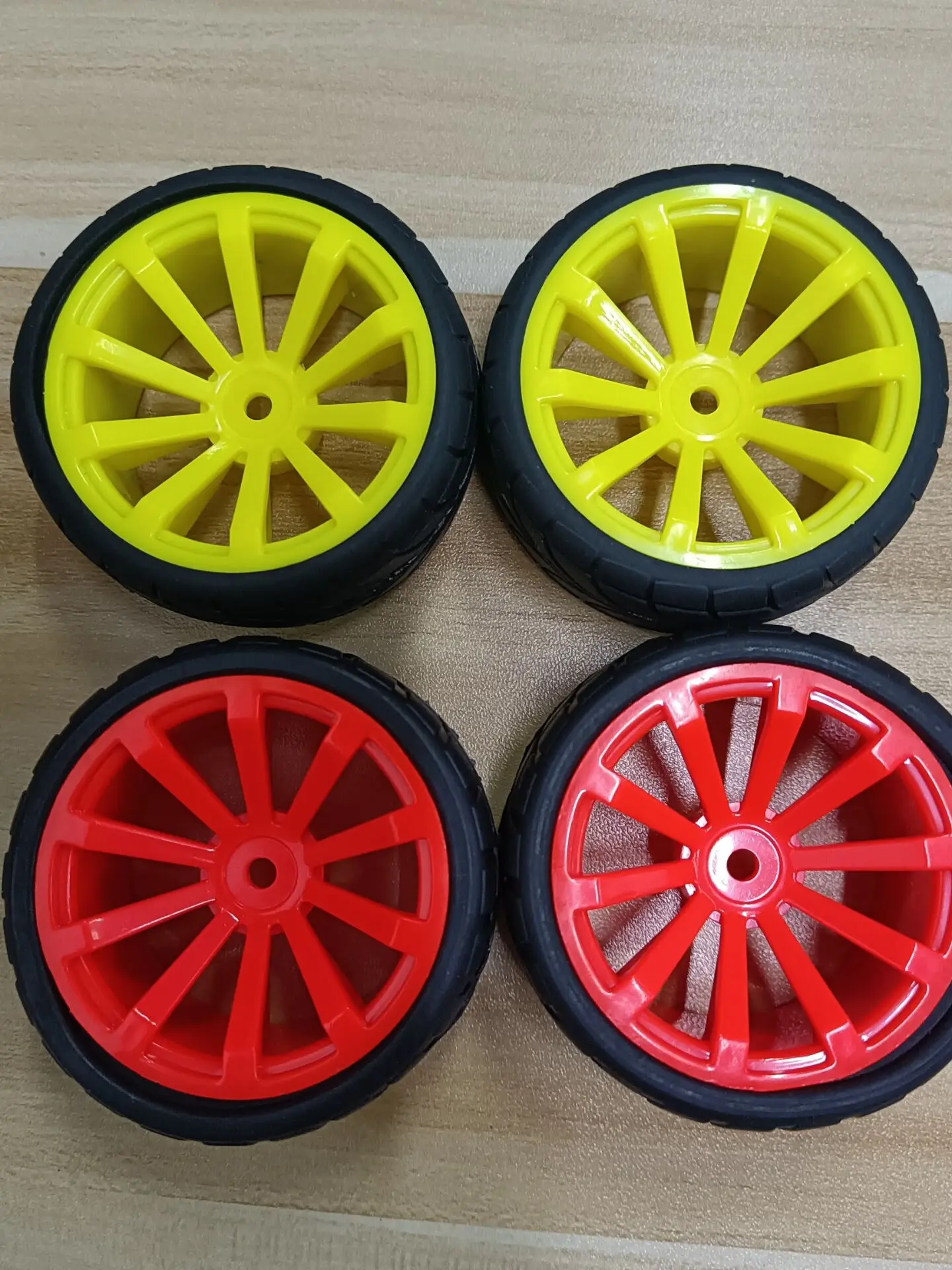 2/4 pcs Rc Tire+Foam &wheel rim For Rc Car 1/10 For HSP HPI Himoto 1:10 On Road Car Model Parts