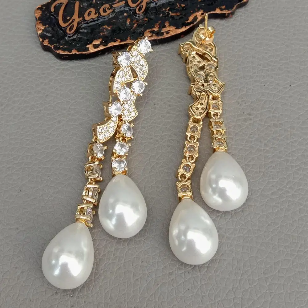 YYGEM دمعة البحر الأبيض بيع لؤلؤة مكعب زركونيا مايكرو تمهيد الذهب الأصفر اللون مطلي أقراط