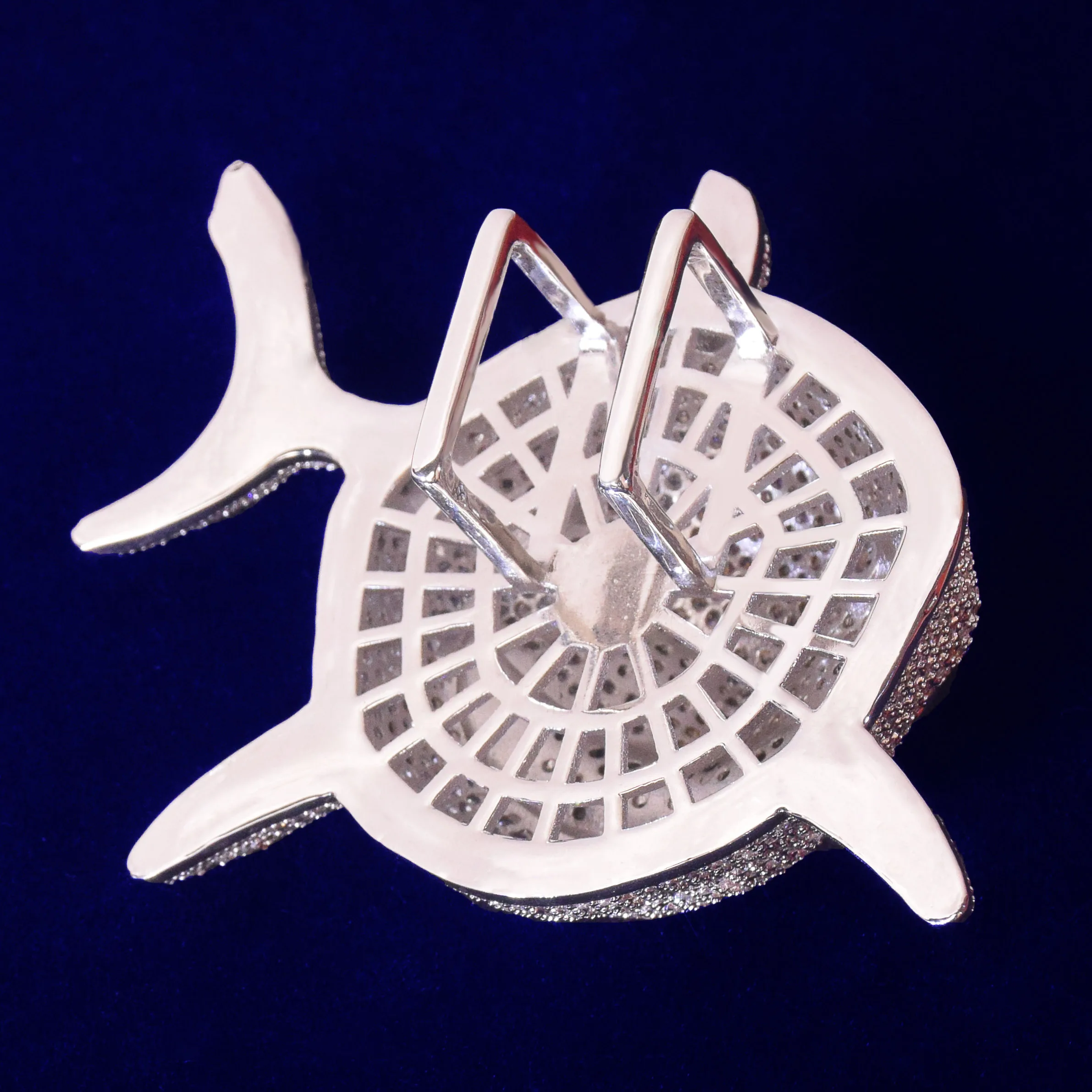 Shark Pendant Gold Color Plated For Men\'s Hip Hop Rock Jewelry