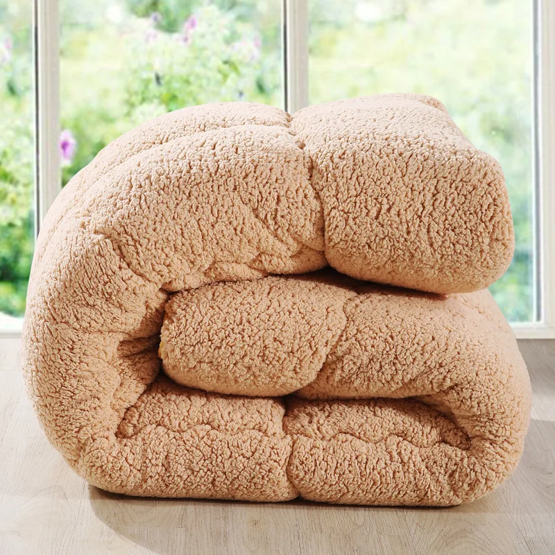 High Quality And Comfortable Wool Material Quilted Quilt King Queen Full Size Comforter Winter Thick Blanket Solid Color