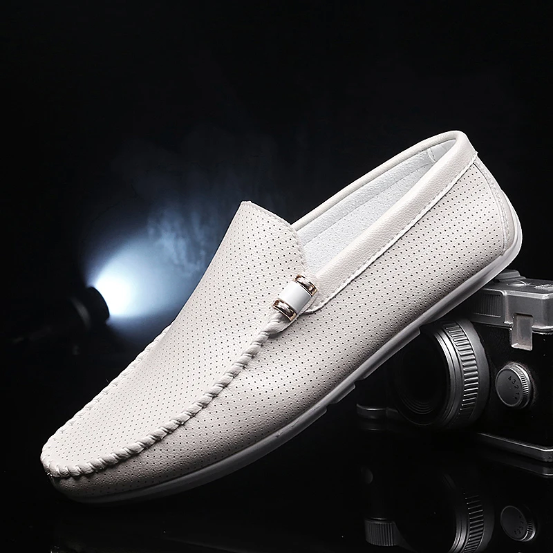 Men\'s Casual Shoes Luxury Brand 2022 Summer Leather Italian Loafers Men Moccasins Hollow Out Slip on Flats Boat Driving Shoes