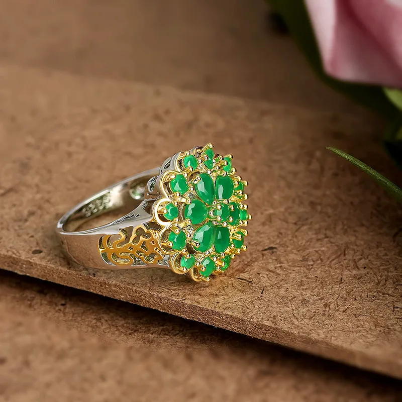Cellacity Luxury Flower Design Hollow out Silver  Jewelry Gemstones Emerald Ring for Women Creative Female Anniversary Gift