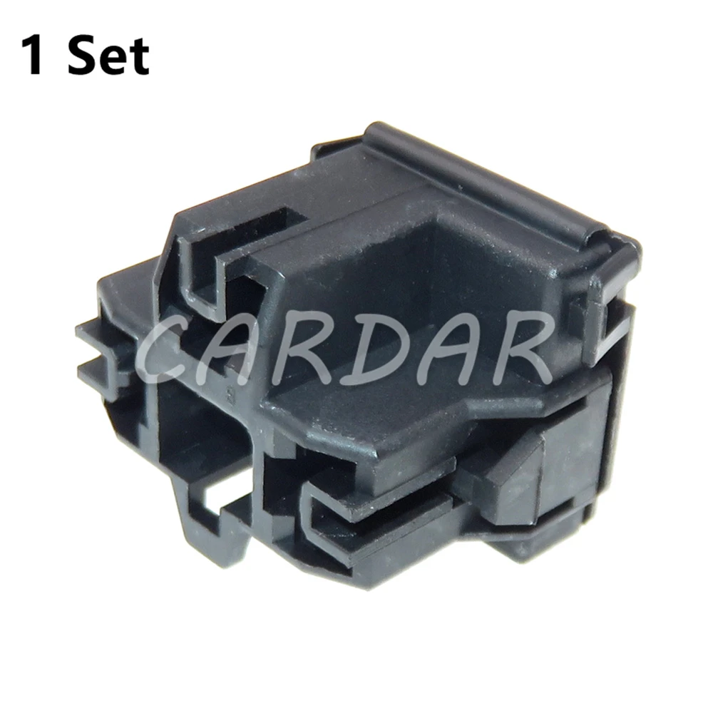 1 Set 3 Pin Auto H4 Headlights Lamp Holder Wire Socket AC Assembly Near-far Light Bulb Cable Connector