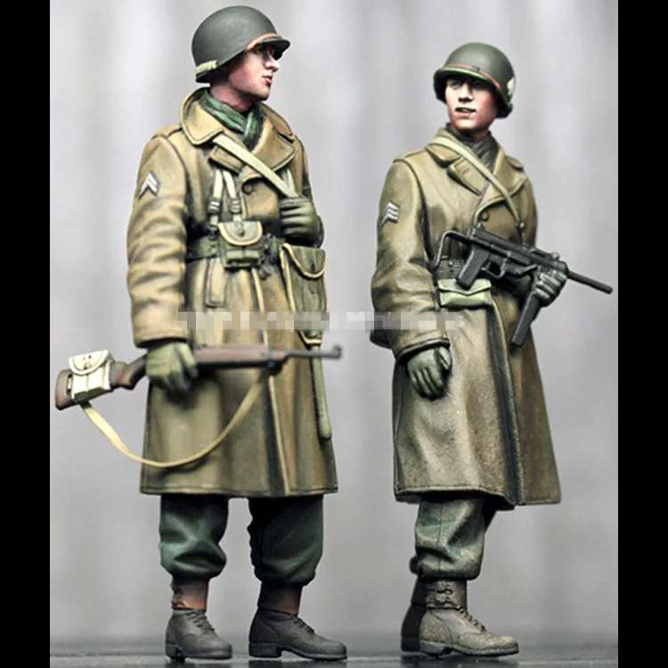 1/35 Resin Figure Model kits 2 figures Unassambled Unpainted C563