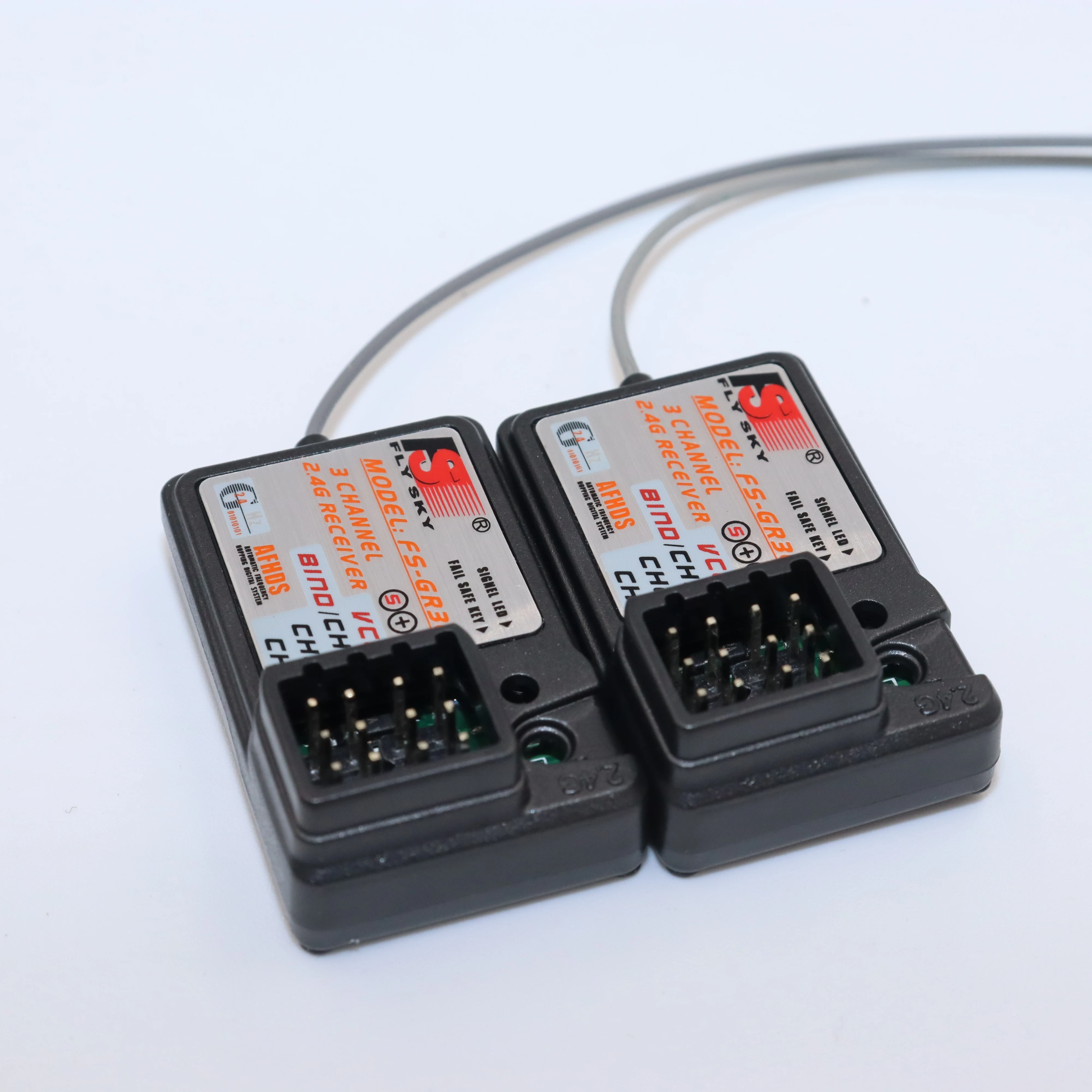 Приемник Flysky FS-GR3E AFHDS 2,4G 3CH для передатчика GT3B GT2 GT3C, 2 шт.