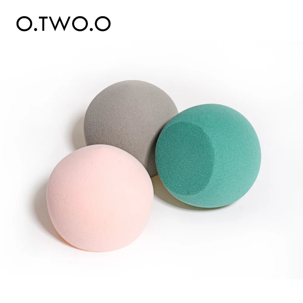 O.TWO.O Three-Cosmetic Egg Set with Stand Wet And Dry Dual Purpose Flocked Puff Carton Suit