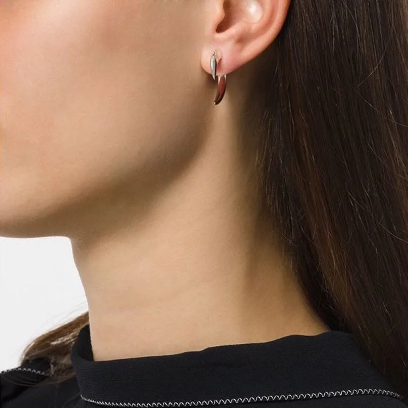 Female Stereo Crescent Thread Shaped Earrings Female Girl Party Accessories Metal Earrings Trend Hip Hop Metal New Kshmir 2*2cm
