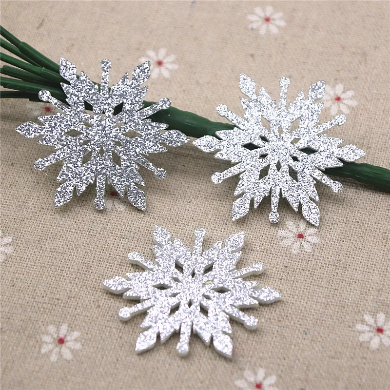 6CM Non-woven Shiny Bling-Bling white/blue patches Christmas snowflake Appliques for clothes Sewing Supplies DIY craft ornament