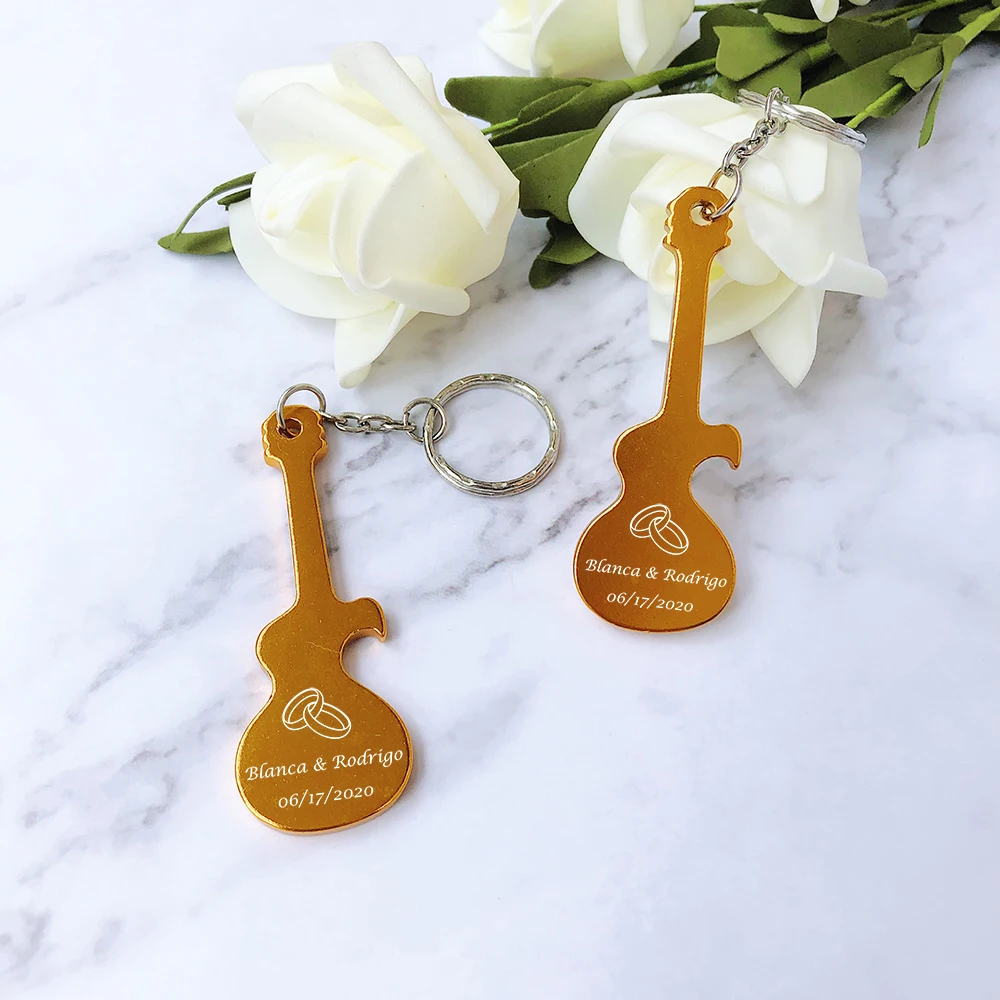 Wedding Favors for Guests Personalized Keychains Wedding Souvenirs Guitar Shaped Metal Key Chains with Bottle Openers