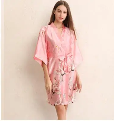 Women Silk Satin short Wedding Bride Bridesmaid Robe Kimono Robe Feminino Bath Robe Large Size Peignoir Femme Sexy Bathrobe