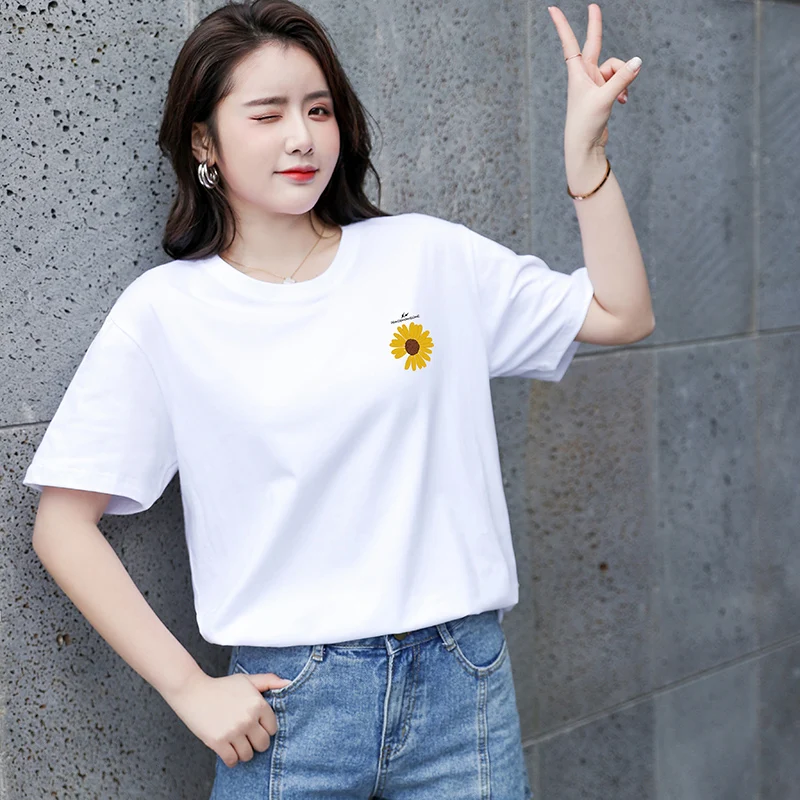 korean Flowers Women T-shirt 2021 Summer Short-sleeved Tee shirt Femme Simple Loose Cotton Tshirt  Daisy White Top Plus Size