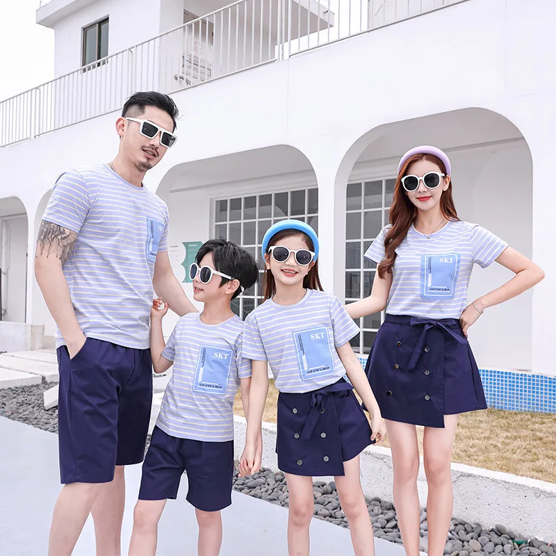 

Family Matching Clothes Summer Mother Daughter Father Son T-shirt &Shorts Family Look Holiday Seaside Beach Couple Outfits