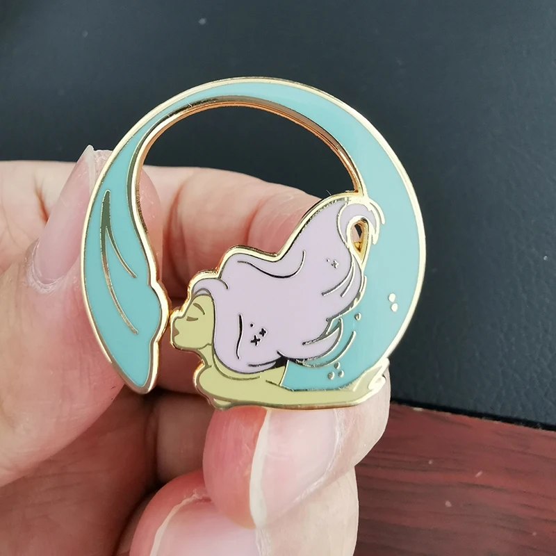 Beautiful angel pin