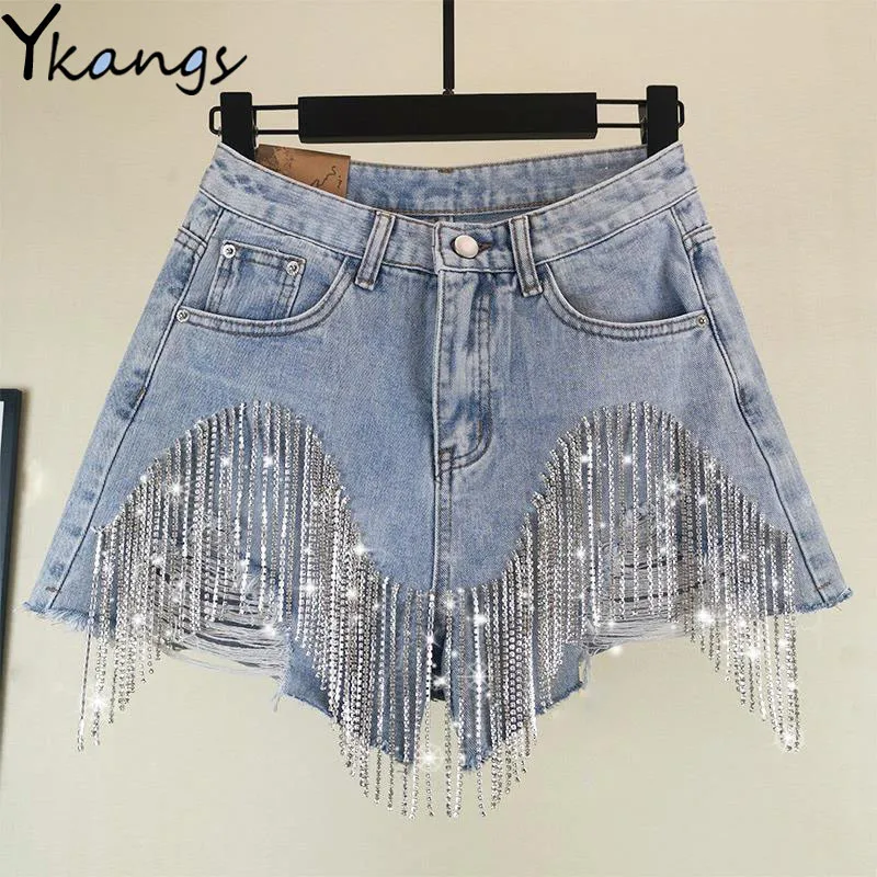 

Women luxurious Tassel Rhinestone Fringed Hole Jeans Shorts Female High Waist 2020 Summer Fashion Designer Wide Leg Denim Shorts