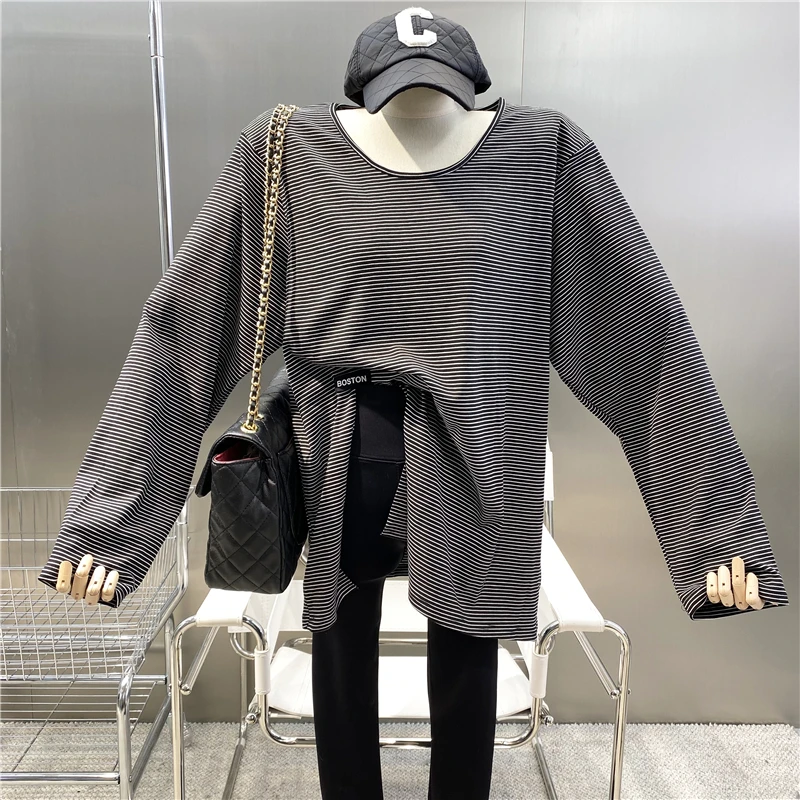 

New Brand Original Design 2021 Casual Pinstripe Thin Overlay Basic Fleece Thickened High Slit Loose Pullover T-shirt