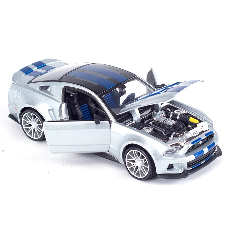 Maisto – Ford Mustang Street Racer 1:24 2014, voiture de sport statique, véhicules moulés, modèle de voiture de collection, jouets