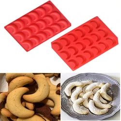 18 Cavity Crescent Moon Shape Silicone Chocolate Mold Chocolate Cookie Pastry Mould DIY Biscuits Molds Dessert Decorating Tools