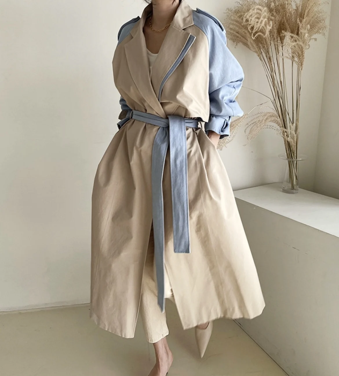 

SuperAen French New Design Patchwork Fashion Long Windbreaker Jacket Turn Down Collar Full A Line Belt Trench Coat for Women