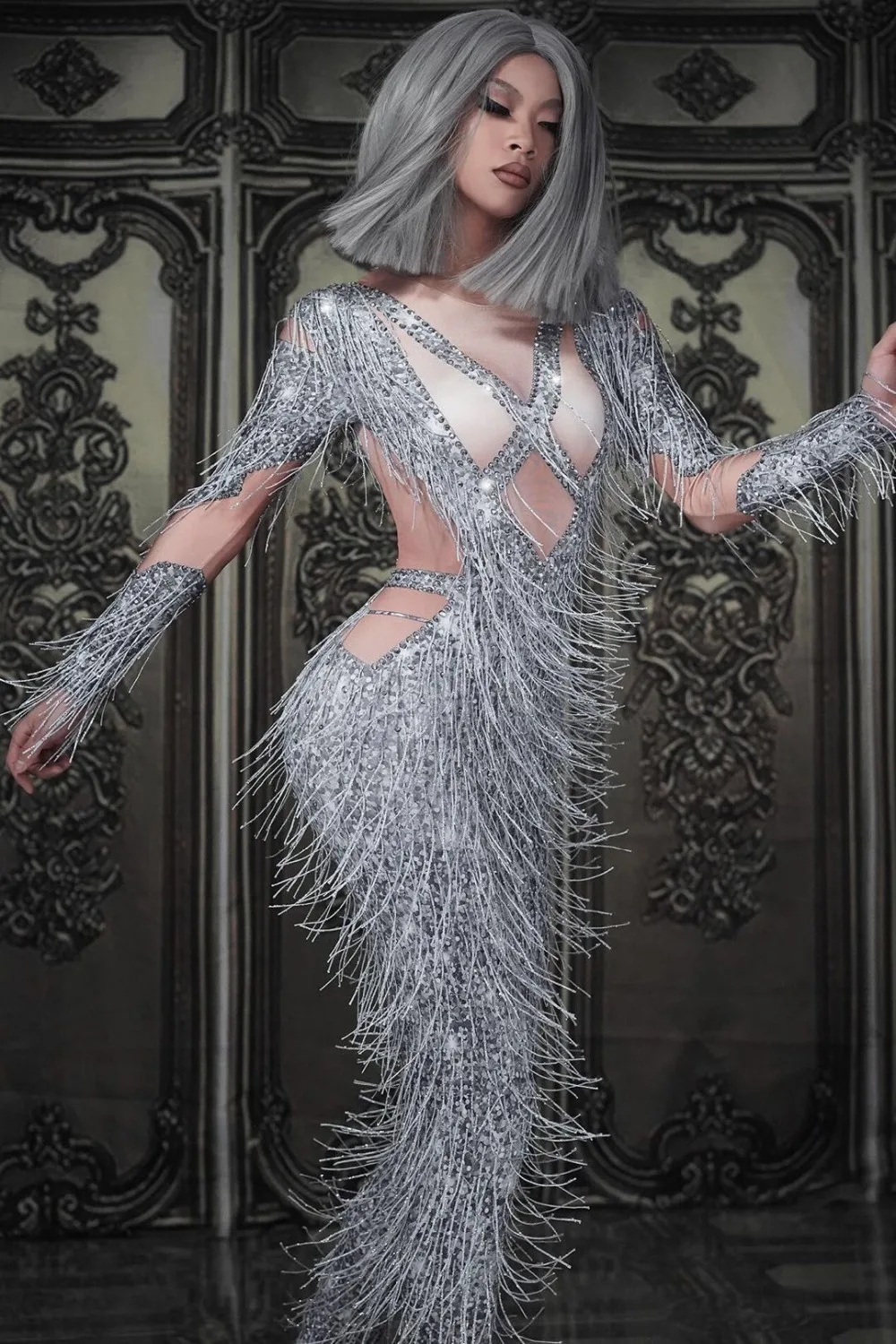 

Sexy Crystals Tassels Elastic Leotard Nightclub Singer dance Stage Costume show Rhinestones Silver Fringed Skinny Jumpsuit