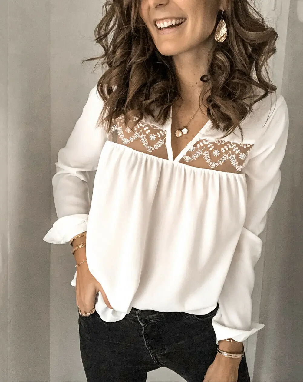 Blusa de gasa con cuello en V para mujer, blusa informal de manga larga con encaje, color liso, holgada, elegante, talla grande