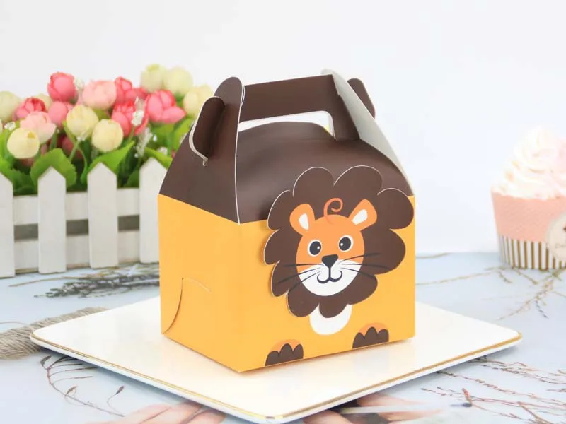 

European new style candy box, cake baking pastry, hand-carrying packaging box, portable biscuit box, wedding candy box wholesale