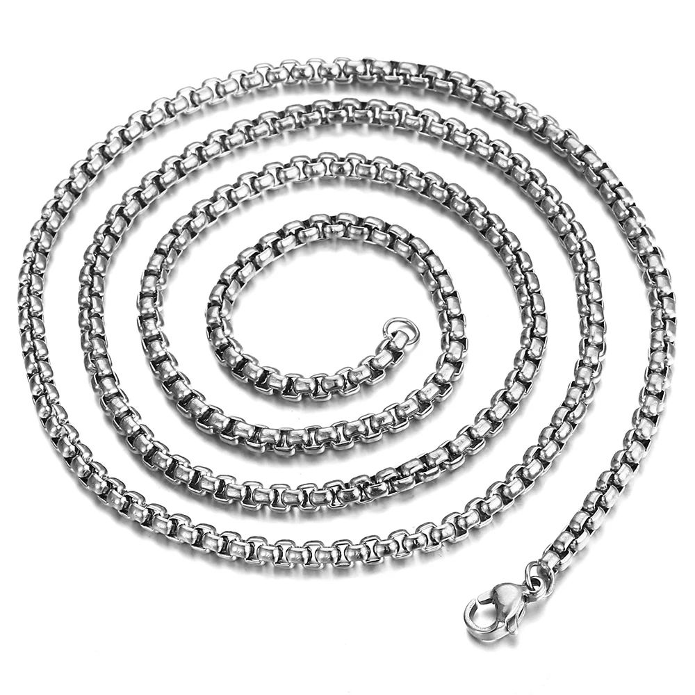 Solid 925 sterling silver round box chain necklace lifestyle photo
