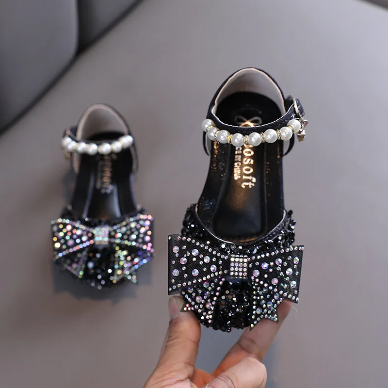 

Girls Sandals Fashion Rhinestone Pearl Princess Shoes Children Bow-knot Flats Sandals Kids Performance Shoes 2023 New G100