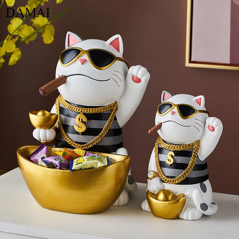 

Lucky Cat Figurine Resin Charms Statue Candy Snacks Tray Living Room Storage Ornaments European Home Decoration Accessories