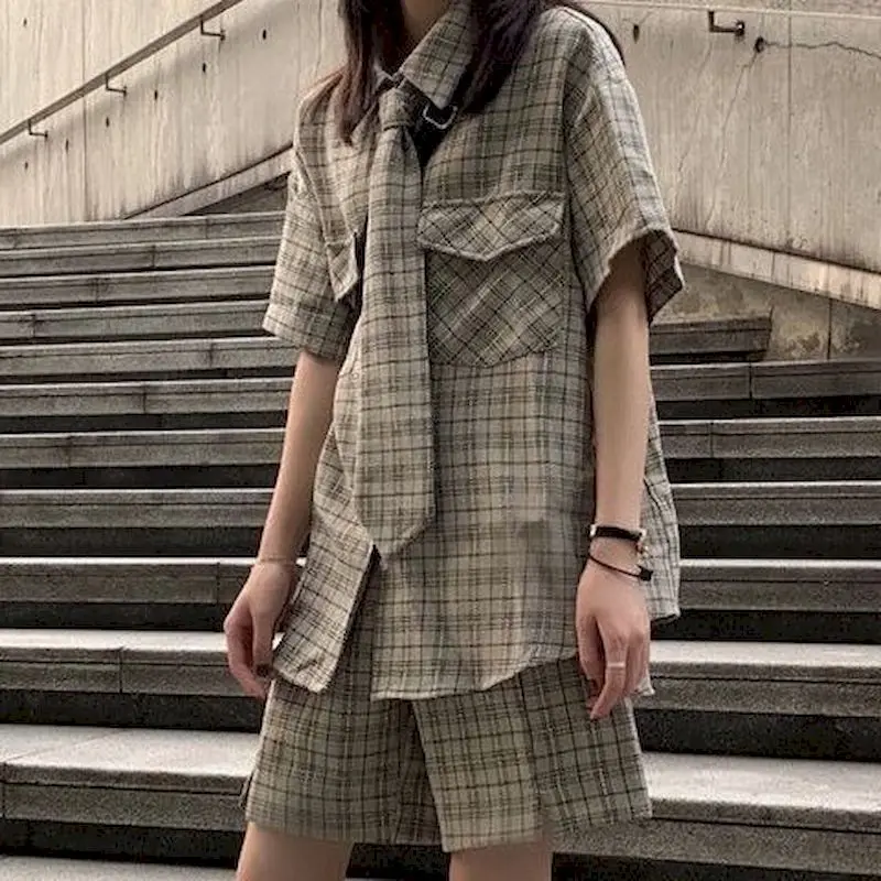 Women's Suits Shorts Fashion Suits Korean Loose Fashion Retro Short Sleeve Plaid Shirt Split Plaid Shorts 2 Piece Set Summer New