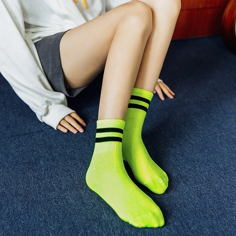 Cool Skate Neon Color Stripes Cotton Crew Socks Retro Old School Hiphop Harajuku Yellow Green Orange Purple Stylish Streetwear