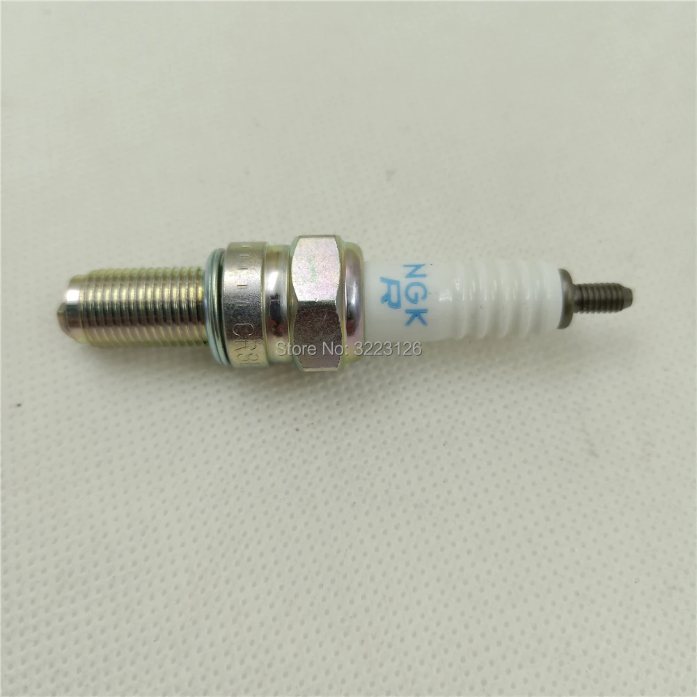 High Quality Motorcycle Spark Plug for Benelli TRK502 BJ500 BJ500GS BJ300 BN302 TNT300 TNT600 BN600 BJ600 BN251 TNT25 Keeway RK6