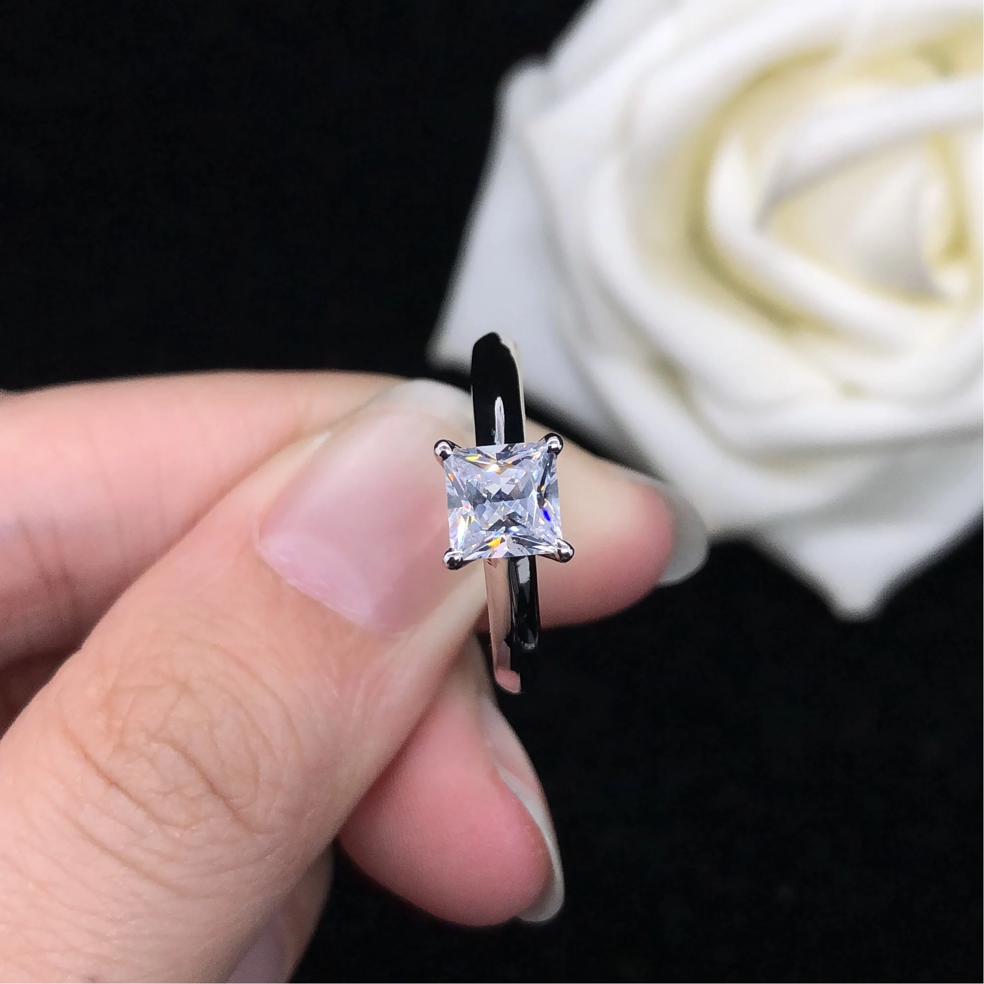 1Ct 6*6mm Princess Cut D vvs1 Diamond Ring Engagement Women Ring Platinum 950 Jewelry R052