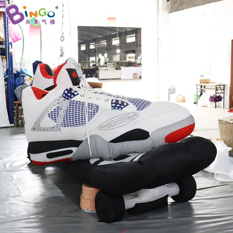 Customized 4x1.6x1.6 Meters Inflatable Shoes Replica With Skateboard For Advertising Decoration -  BG-M0259