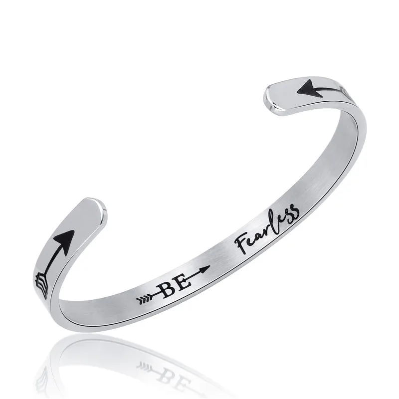 Hot selling creative lettering Be fearless double arrow titanium steel bracelet wholesale customizable