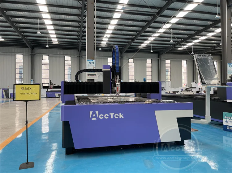 AccTek New Design Cnc Fiber Laser Cutting Machine 1500*3000mm Portable Fiber Head Laser Cutting Machine