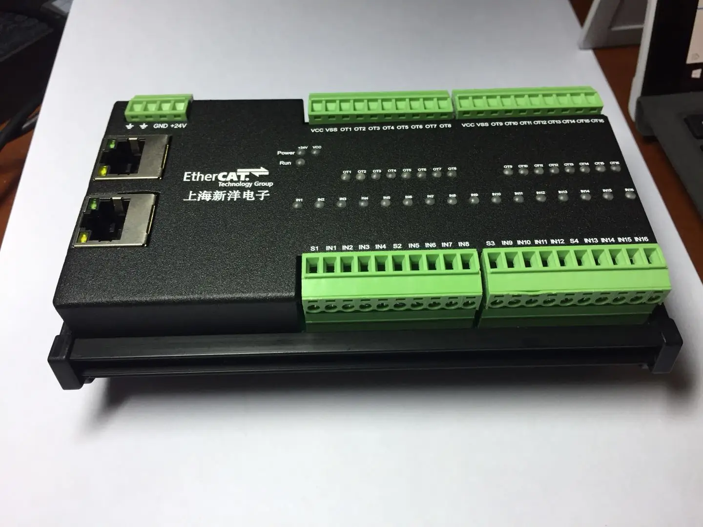 

EtherCAT Io Module 16 in 16 Out Module NPN/PNP and AB Phase Encoder 8 Channels 16 Bit AD Module