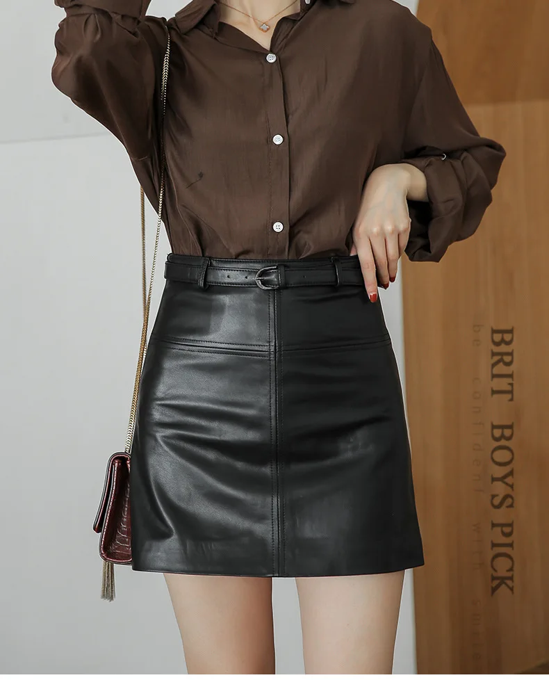 Leather leather skirt belt female spring and autumn high waist slim a-line fashion bag hip short sheepskin skirt 2024 new.