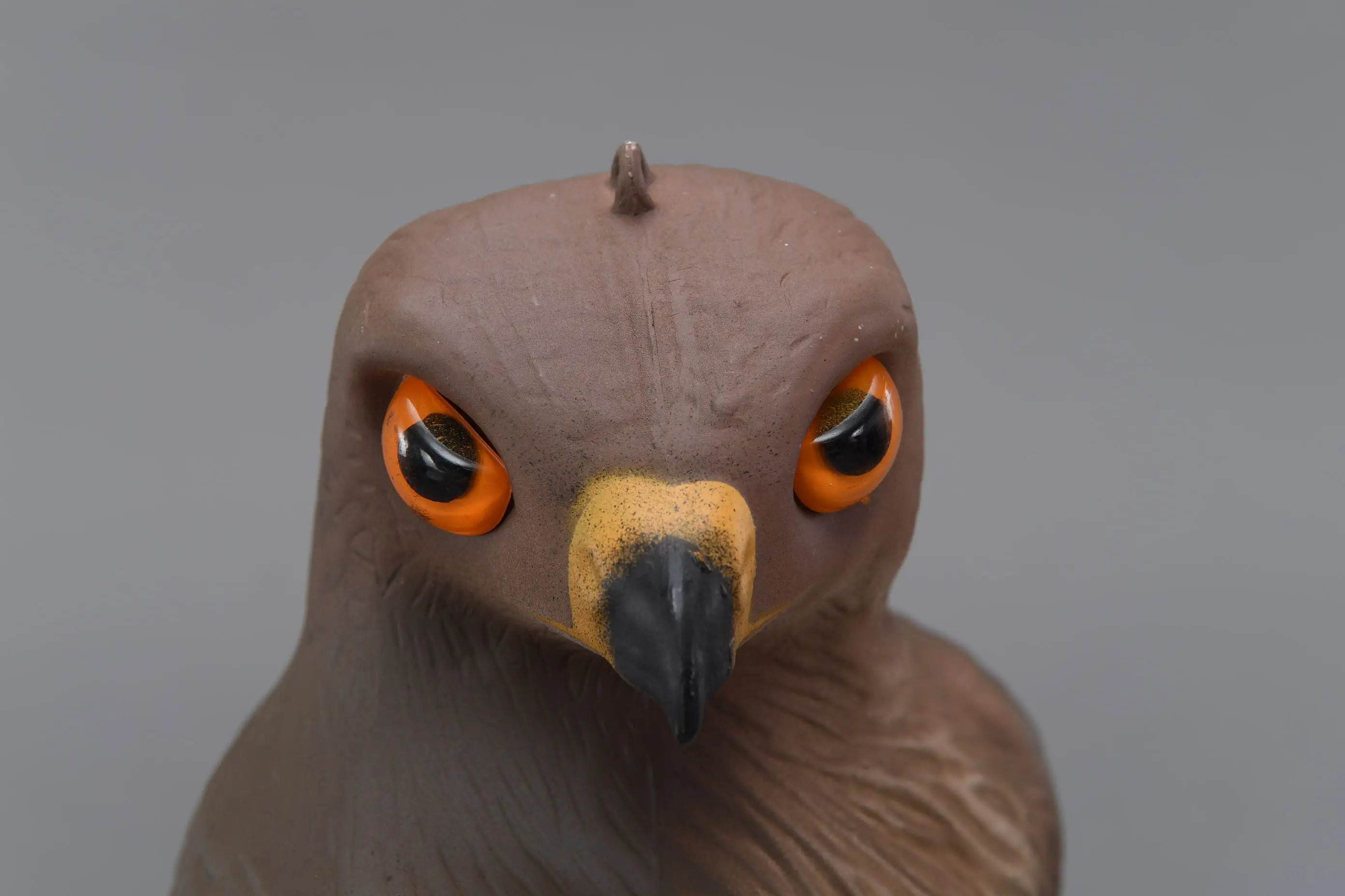 free shipping Hawk FALCON BIRD DETERRENT SCARER DECOY 7 x 16 x 7 inches lifesize and vivid