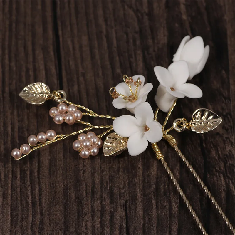 Pinzas para el pelo de novia con flores de porcelana blanca, joyería de perlas para mujer, horquillas de boda hechas a mano, accesorios