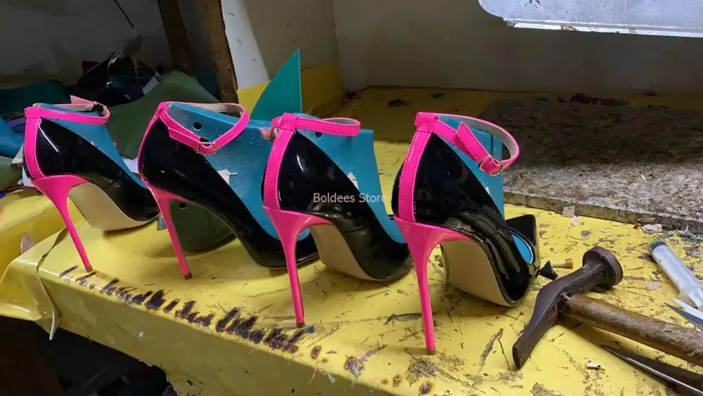 Moda donna décolleté con tacco alto rosso nero scarpe da sposa per feste in pelle Stiletto Sexy tacchi argento 12cm scarpe da donna
