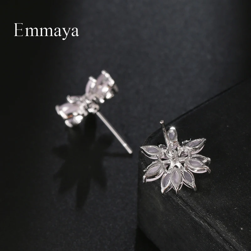 Emmaya New Arrival Fashion Statement Shiny Flower Shape Earring Muliticolors Choice Women Party Fascinating Jewelry