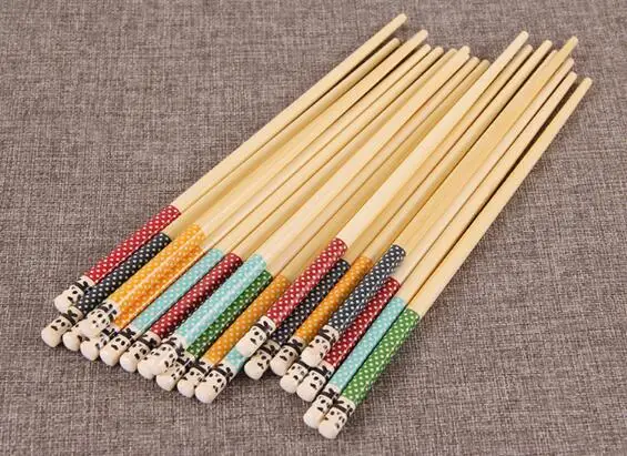 

Panda bamboo chopsticks are natural and environmentally friendly