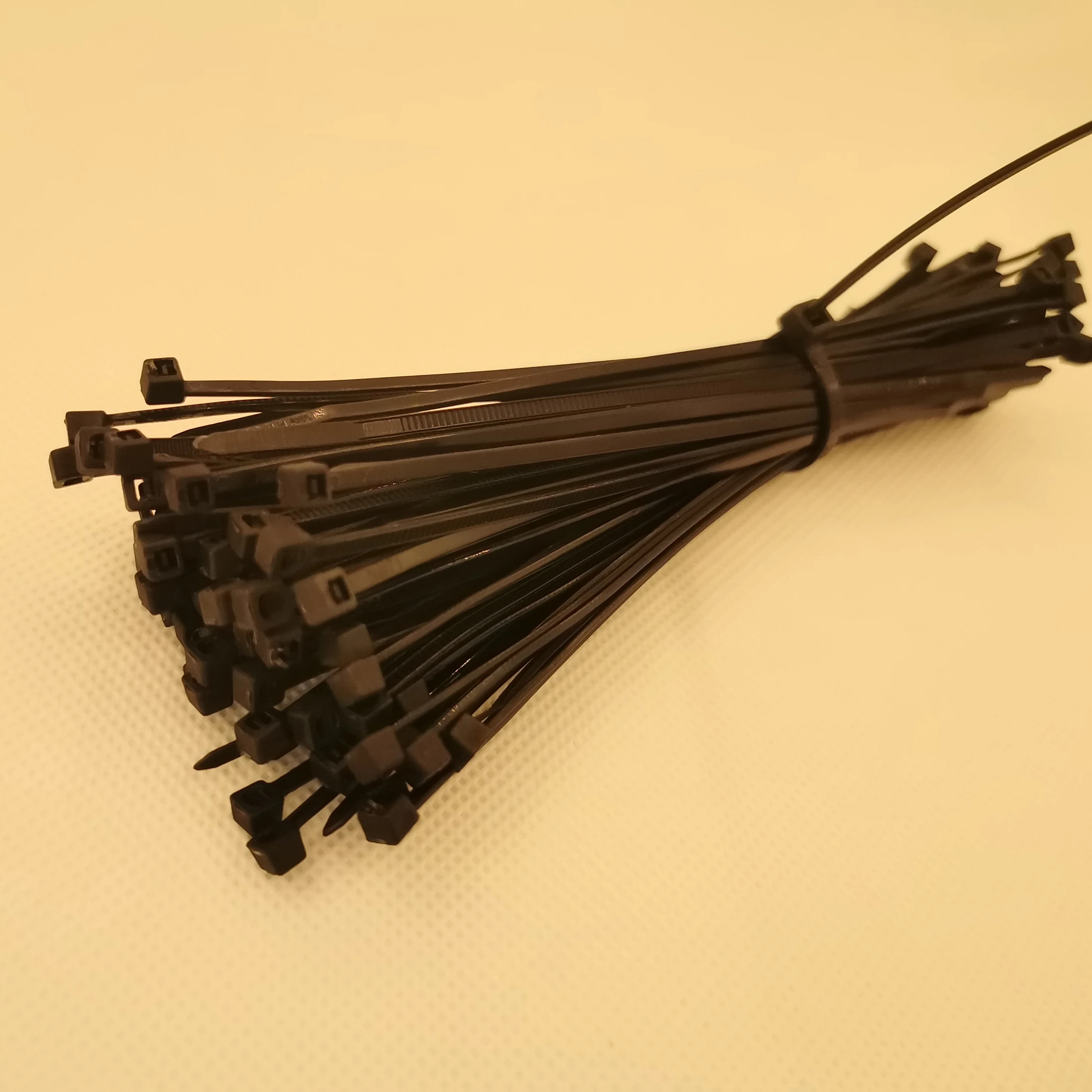 Self-Locking 100 PCS Black 3X200 Fastening Ring 3X60 Cable Tie Wraps Strap Nylon Zip Tie Set