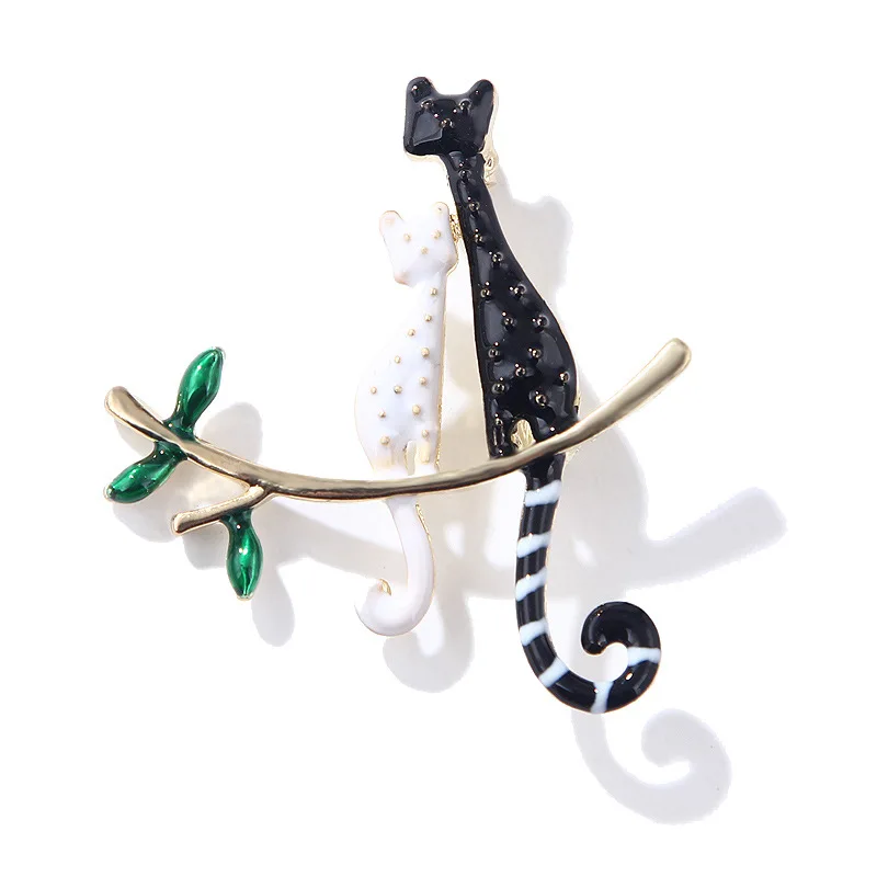 New Creative Animal Brooch Dripping Cute Spotted Cat Brooch Fashion Classic Brooch for Men and Women