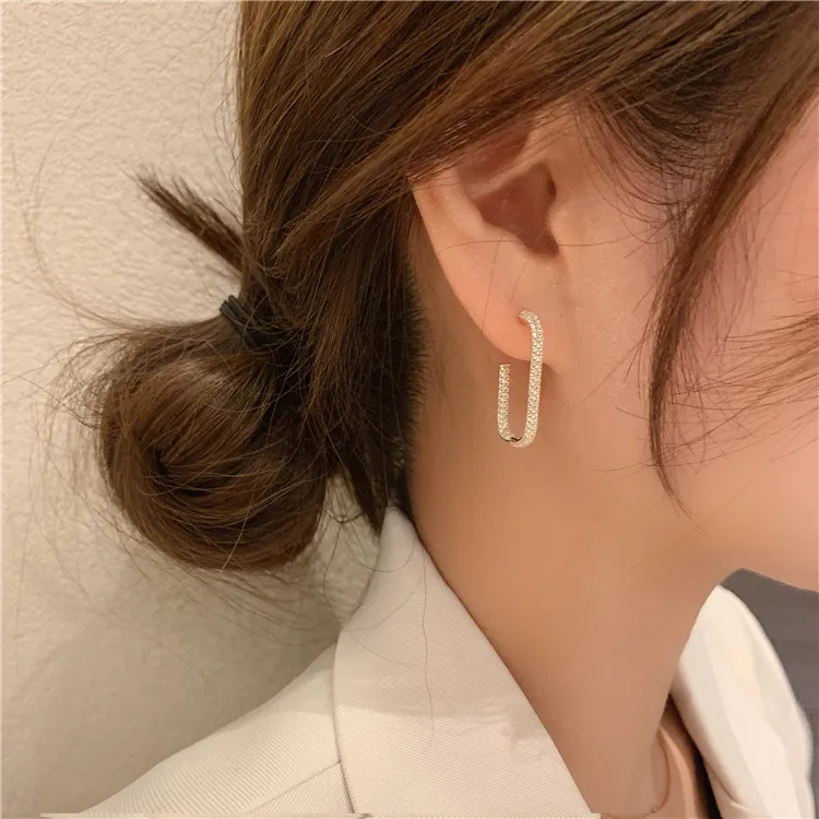 Korea Hot Selling Fashion Jewelry Simple Copper Inlaid Zircon gold plated hoop Earrings Type C Women's Daily Earrings