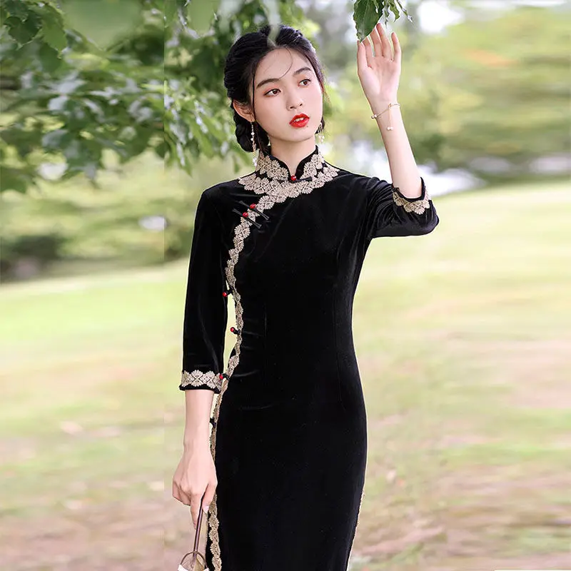 

Chinese Style Black Velvet Cheongsam Dress Women Vintage Elegant Young Qipao Party Dresses Female Spring Autumn Slim Vestidos