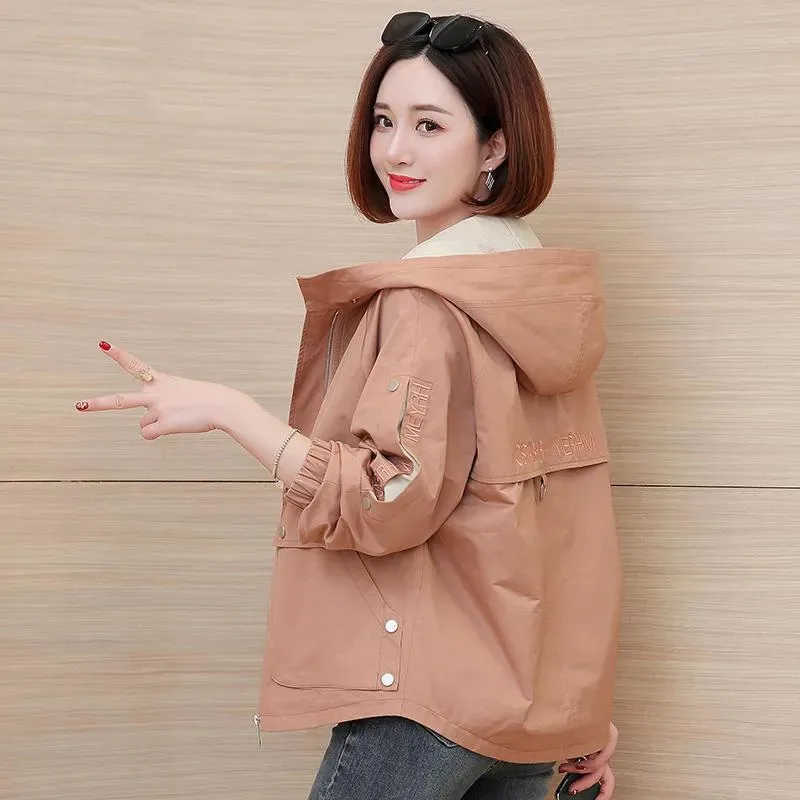 2021 New Women's jackets Long Sleeve Hooded Causal Windbreaker Female Basic Coats Zipper Lightweight Jackets Bomber Outwear