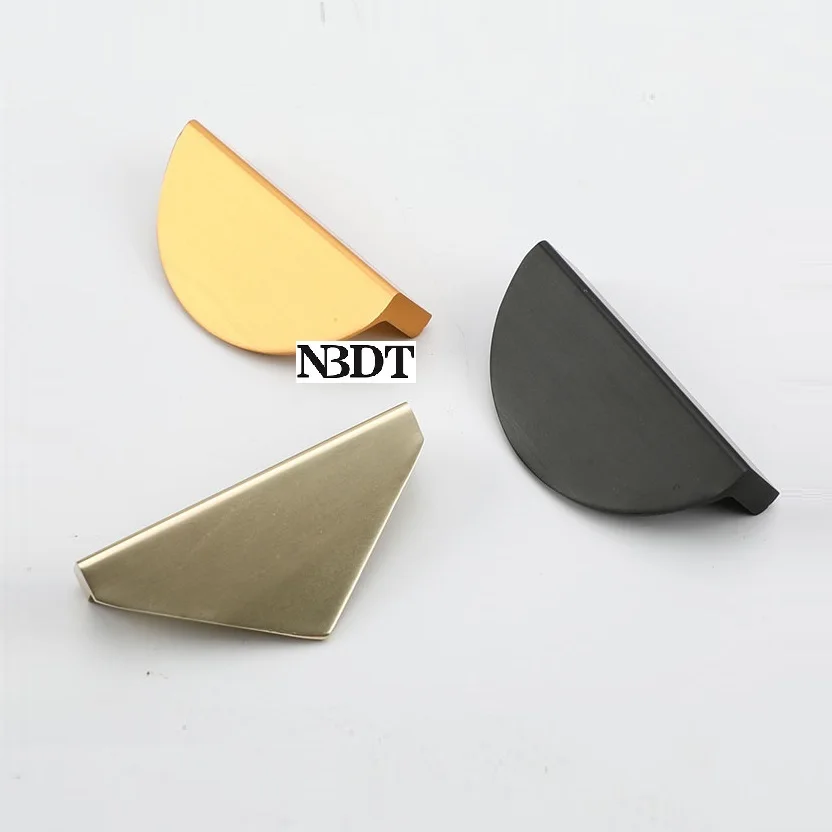 

10Pcs/Lot Aluminum Alloy Semi-Circle Half Round Triangle Shape Furniture Cabinet Cupboard Door Pull Champagne Black Brass