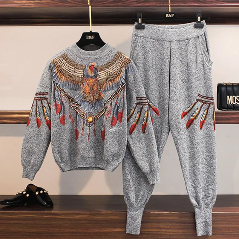 BLLOCUE 2020 Autumn Winter Fashion Eagle Sequins Beaded Knitting Casual Temperament Two-Piece Suit Tracksuit Female Sets