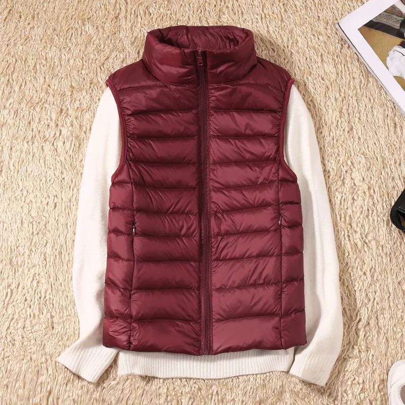 Women's Ultralight Duck Down Vest Jacket Autumn and Winter High Neck Sleeveless Jacket 2024 New Women's 90% White Duck Down Vest